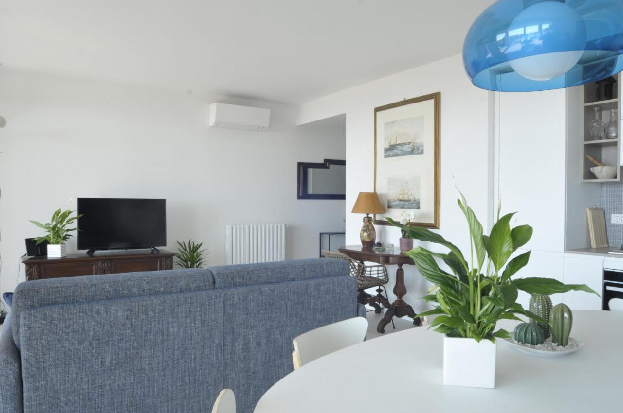 Casa Fiorenza Parcheggio Privato Sanremo Luaran gambar