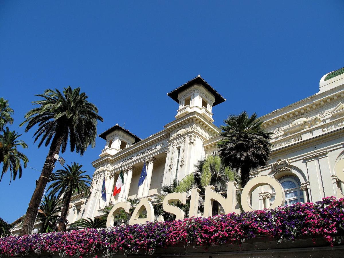 Casa Fiorenza Parcheggio Privato Sanremo Luaran gambar