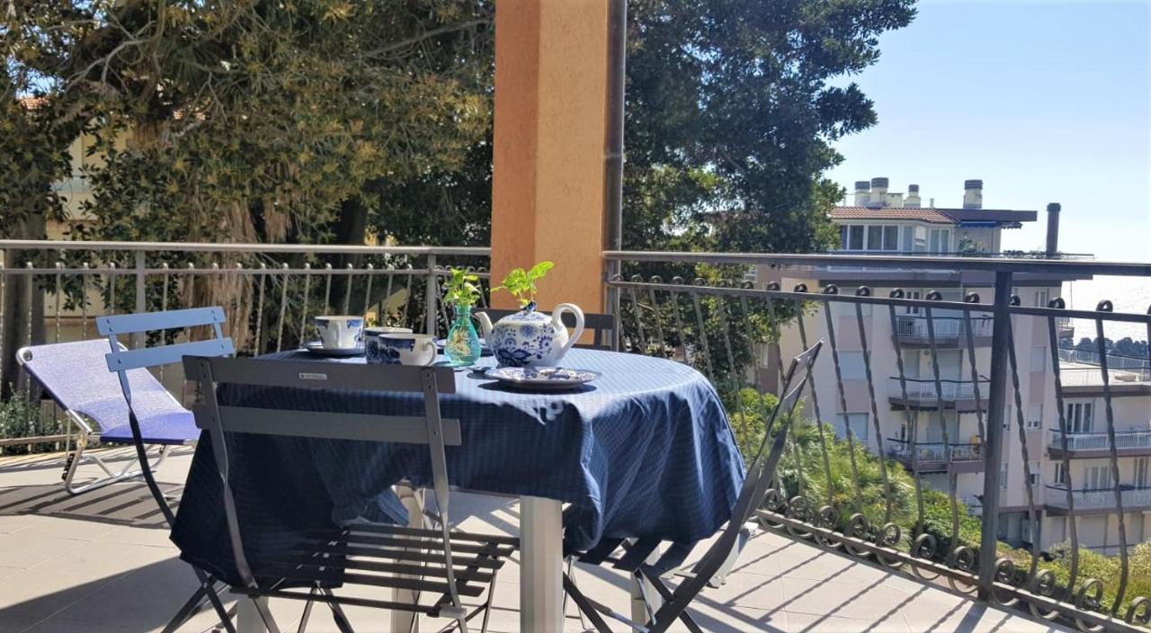 Casa Fiorenza Parcheggio Privato Sanremo Luaran gambar