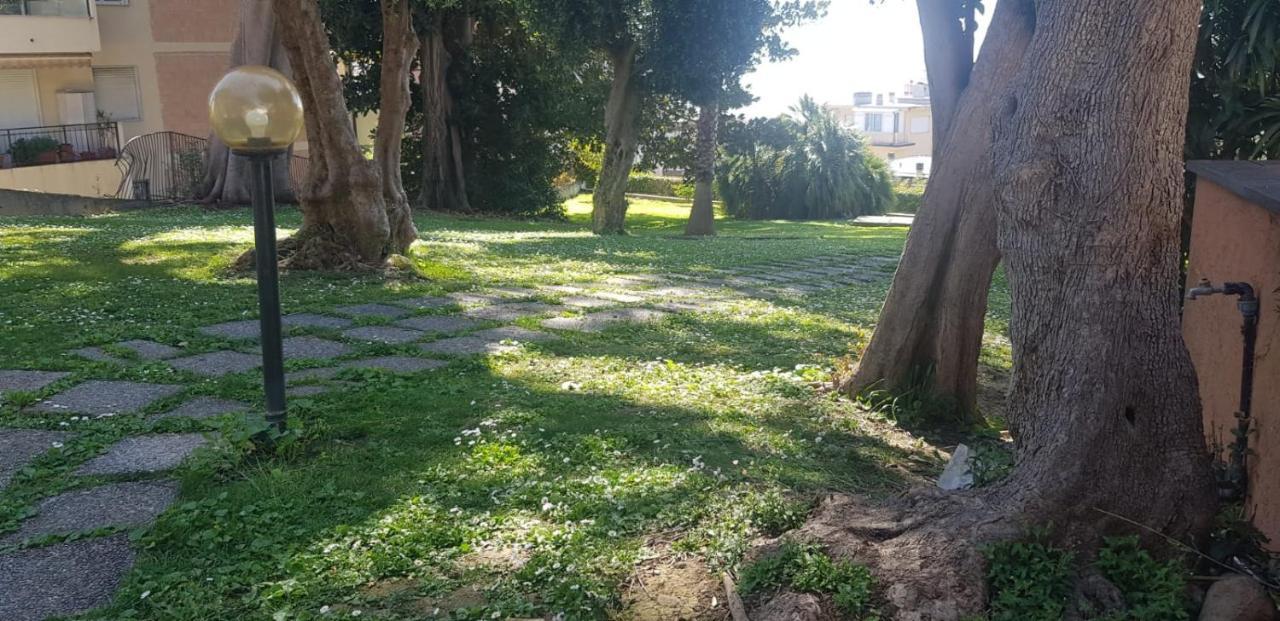 Casa Fiorenza Parcheggio Privato Sanremo Luaran gambar
