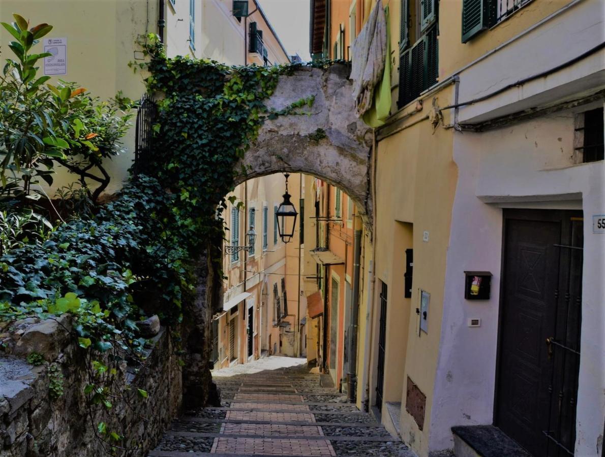 Casa Fiorenza Parcheggio Privato Sanremo Luaran gambar
