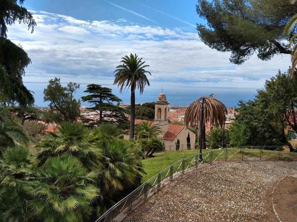 Casa Fiorenza Parcheggio Privato Sanremo Luaran gambar