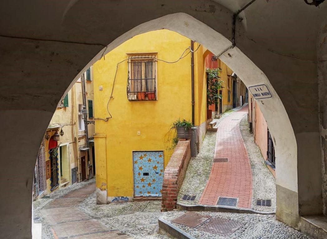 Casa Fiorenza Parcheggio Privato Sanremo Luaran gambar